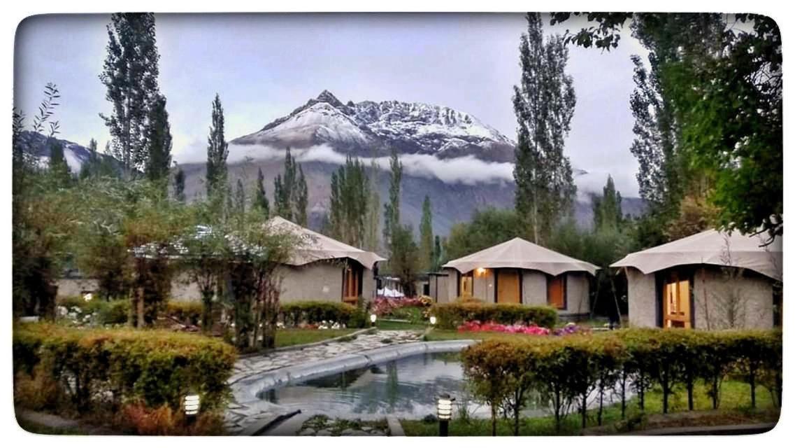 Mystique Meadows Earth Homes Hundar Εξωτερικό φωτογραφία