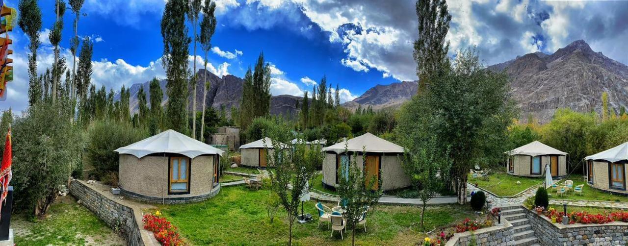 Mystique Meadows Earth Homes Hundar Εξωτερικό φωτογραφία